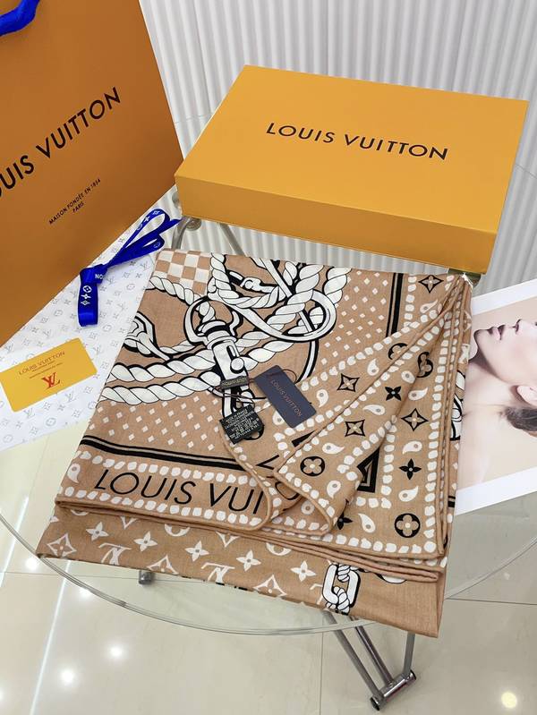 Louis Vuitton Scarf LVC00548